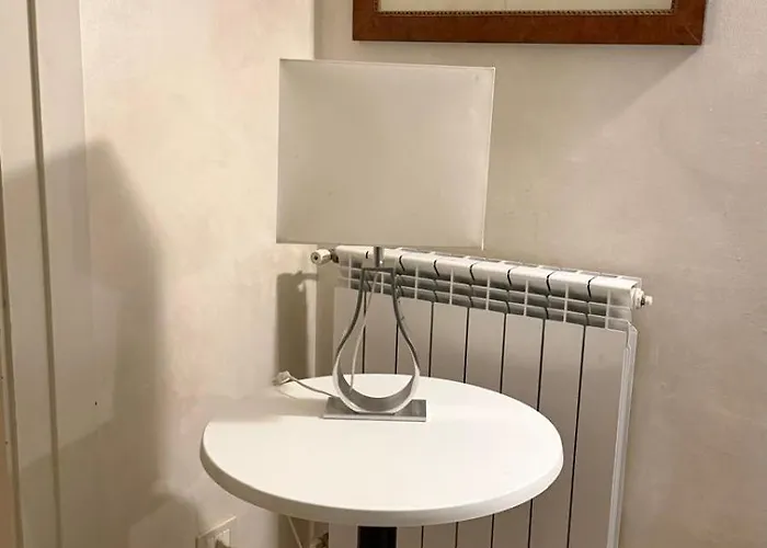 Julia Trevi - Spagna Apartment *